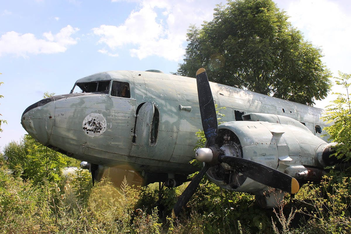 Podzemní letiště Željava. Navštivte přísně tajnou základnu jugoslávské ...