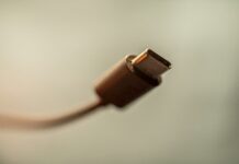 Stejný konektor neznamená stejný kabel. USB-C se liší rychlostí i výkonem